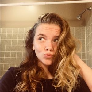 Meet your Posher, Molly